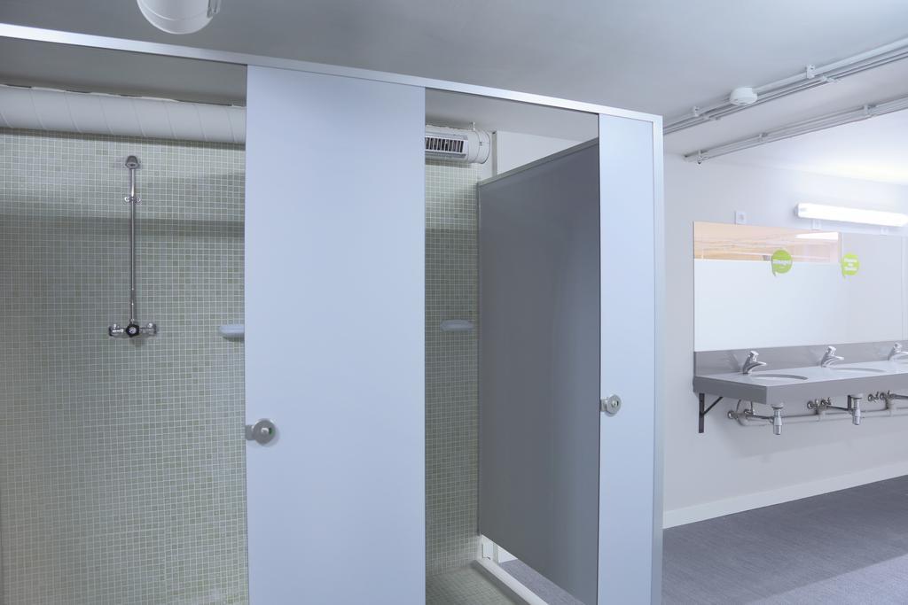 Bed in 24-Bed Mixed Dormitory Room