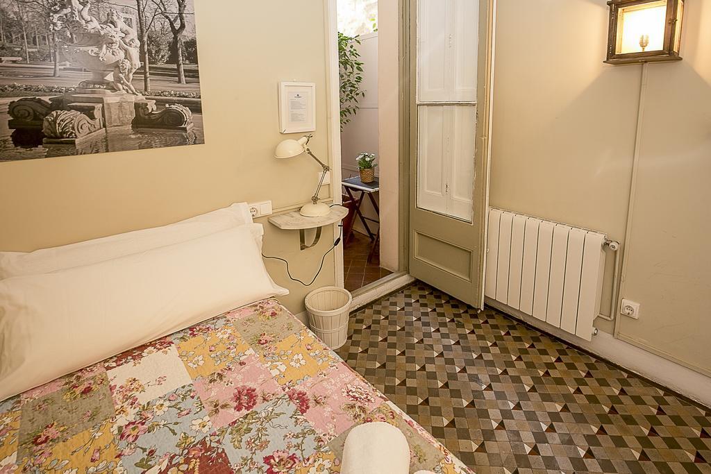 Single Room,239365305:JPEG