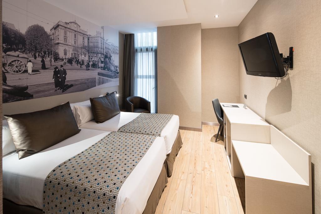 Quarto Duplo