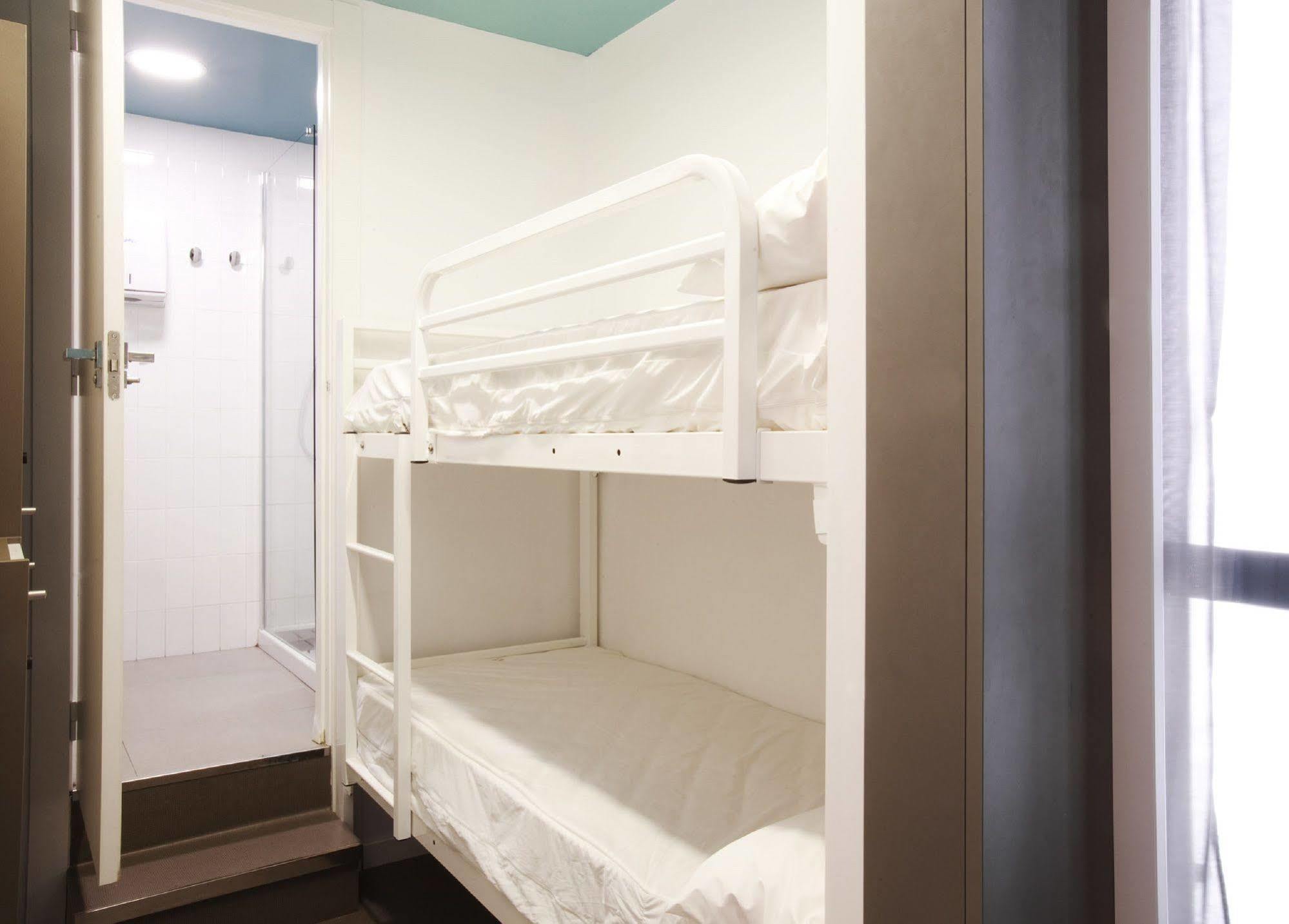 Habitación Cuádruple con baño