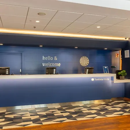 Travelodge Barcelona Poblenou-2