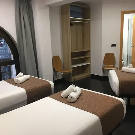 Hostal Levante Barcelona-3