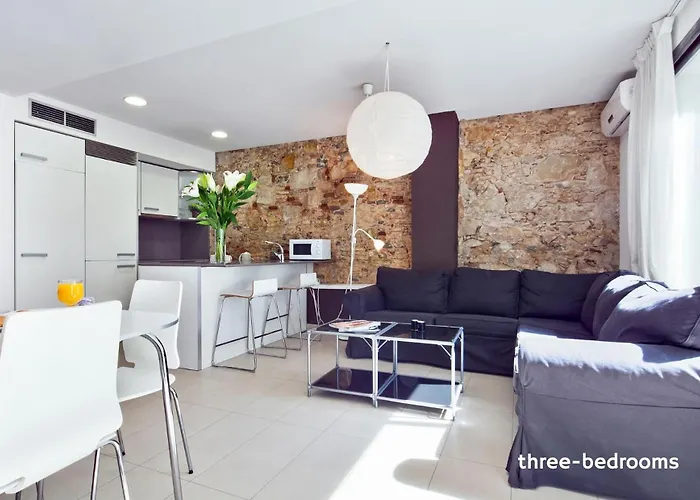 Inside s Sants