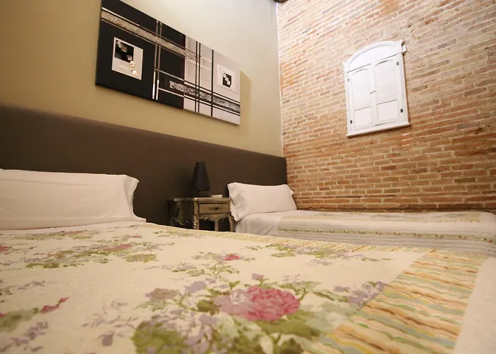 Guest house: Hostal Orleans