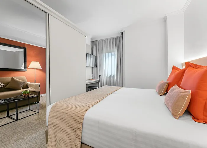Acacia Suite