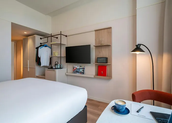 Hotel Ping Pong: The Social Hub Barcelona Poblenou Extended Stay