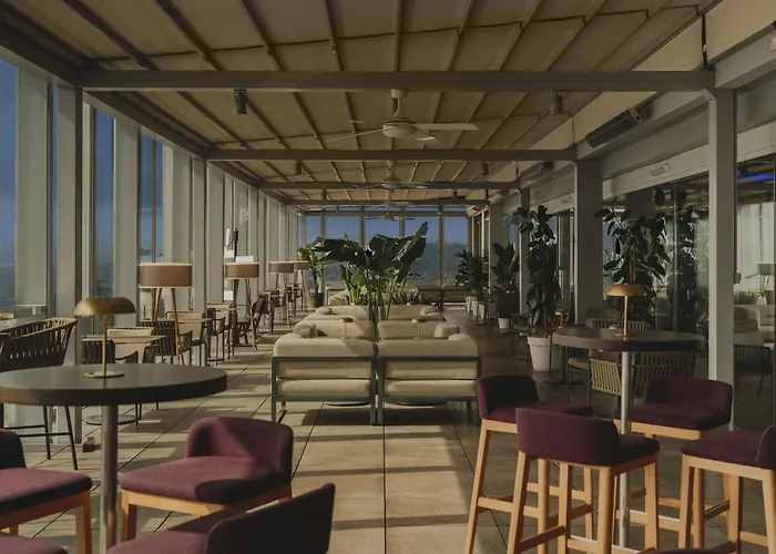 Hoteles con Jacuzzi Melia Barcelona Sky 4* Sup