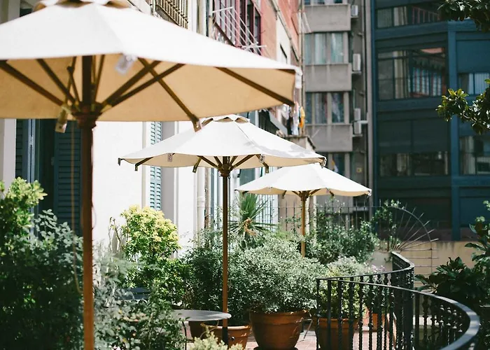 Hotel familiar: Circa 1905