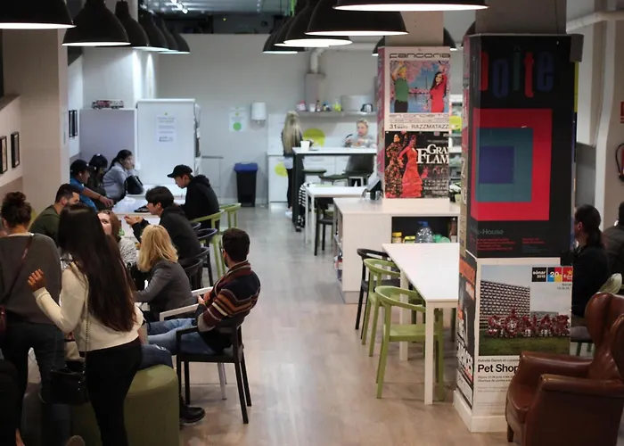 Hotel vicino al College: Hola Hostal Eixample